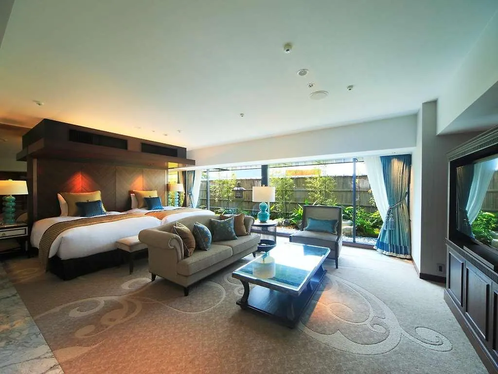 Kyoto Century Hotel 4*,