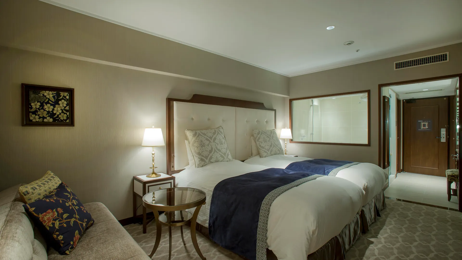 Kyoto Century Hotel 4*,