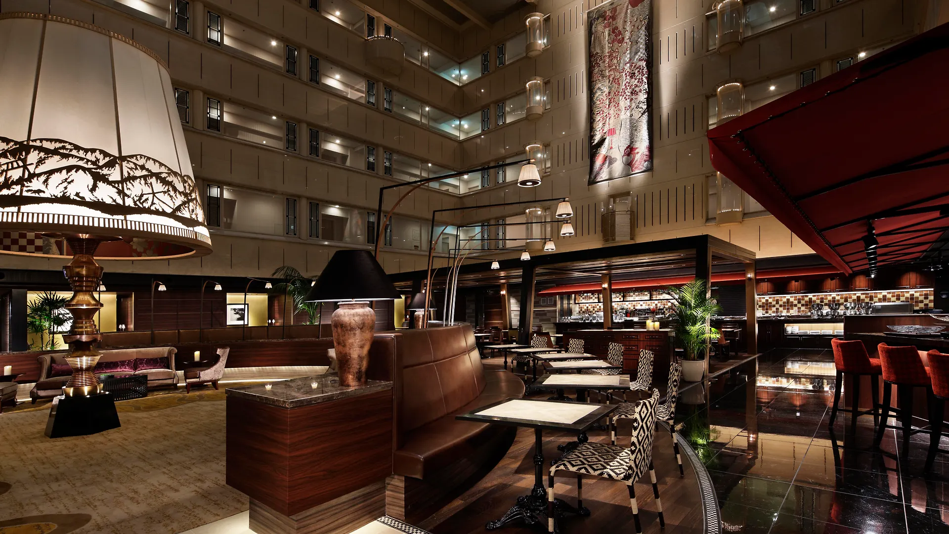 Kyoto Century Hotel 4*,