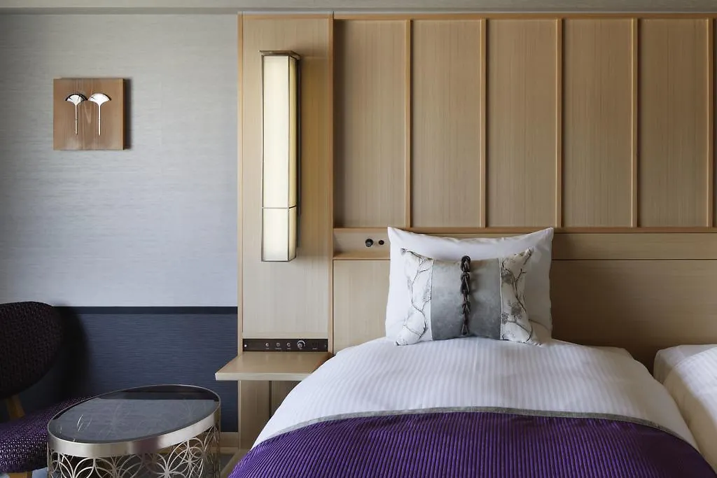 Kyoto Century Hotel 4*,